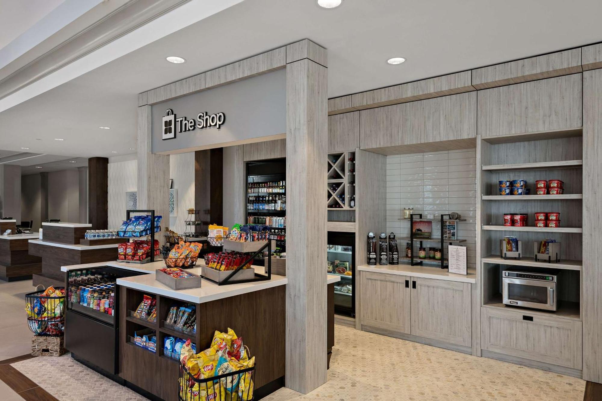 东奥马哈/康瑟尔布拉夫斯希尔顿花园酒店 外观 照片